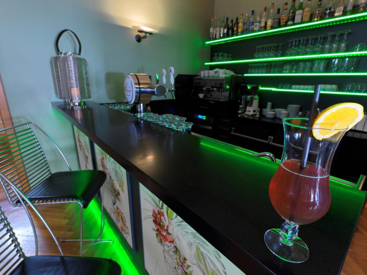 德瑞穆罕兰德娜酒店 劳茵戈恩 外观 照片
